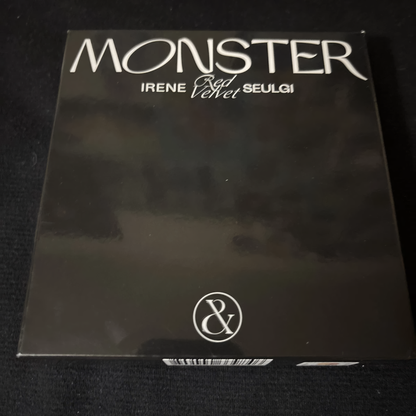 Irene & Seulgi – Monster albums (Middle Note + Top Note + Base Note + Version Random)