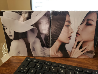 Irene & Seulgi – Monster albums (Middle Note + Top Note + Base Note + Version Random)
