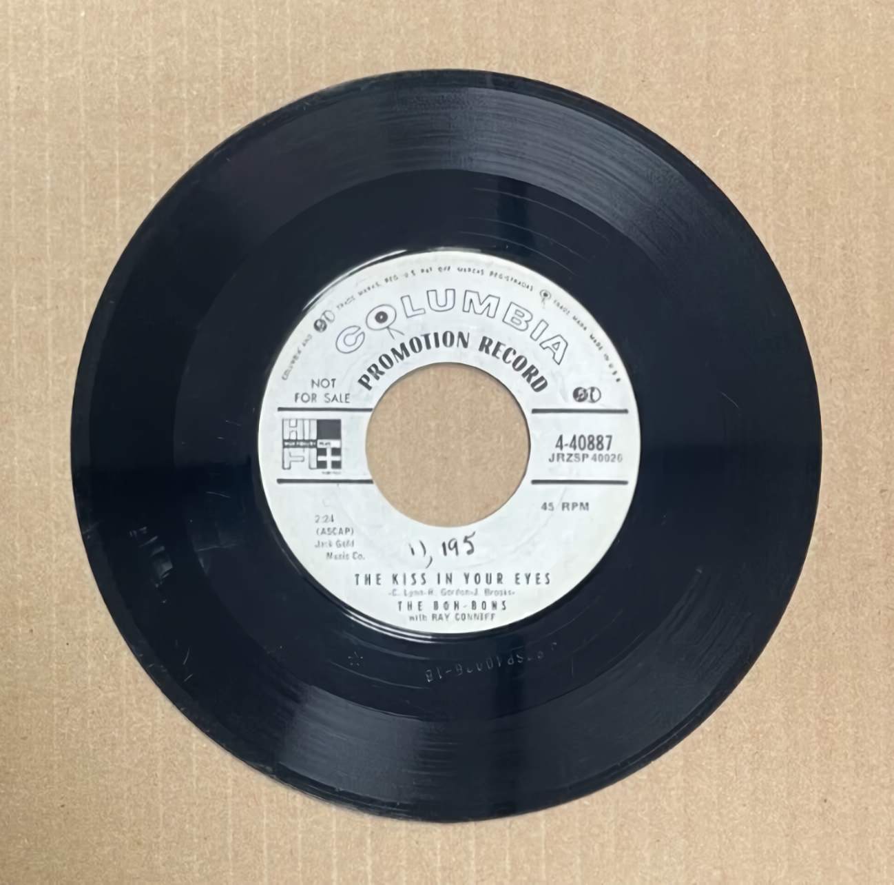 The Bon-Bons with Ray Conniff – The Kiss In Your Eyes / Love Me Or I’ll Die (7-Inch Vinyl, Single Promo Record, 4-40887)