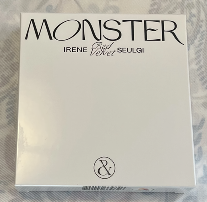 Irene & Seulgi – Monster albums (Middle Note + Top Note + Base Note + Version Random)